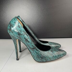 Kathryn Amberleigh Heels‎ Women’s 7 Snakeskin Leather Pointed Toe Dress Shoes